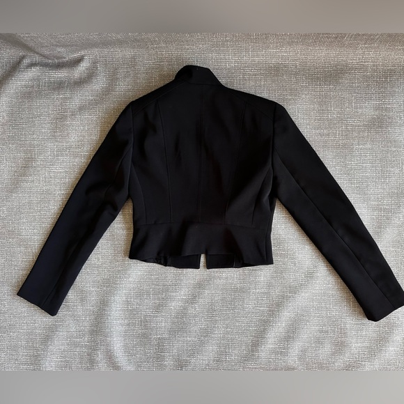 White House black market WHBM black cropped blazer size 0 - Picture 2 of 9